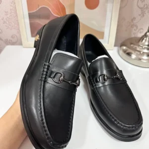 Gucci shoes