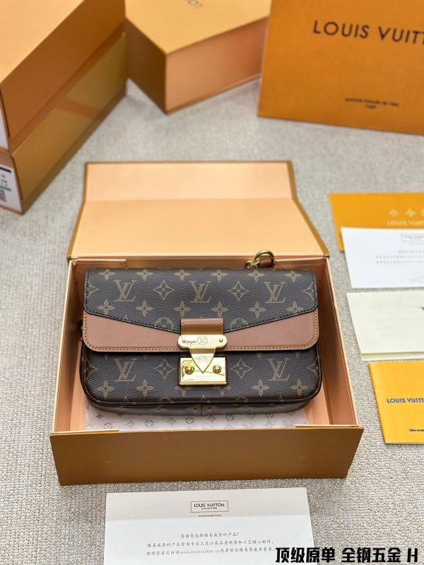 LOUI VUITTON