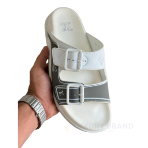 LOUIS VUITTON Luxury Designer Slippers Sandals – Iconic LV Monogram & Premium Comfort