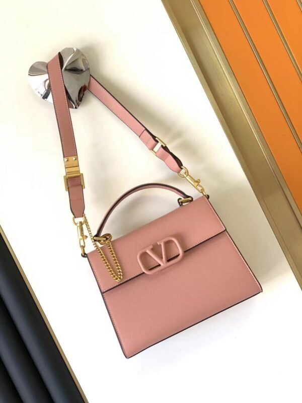VALENTINO