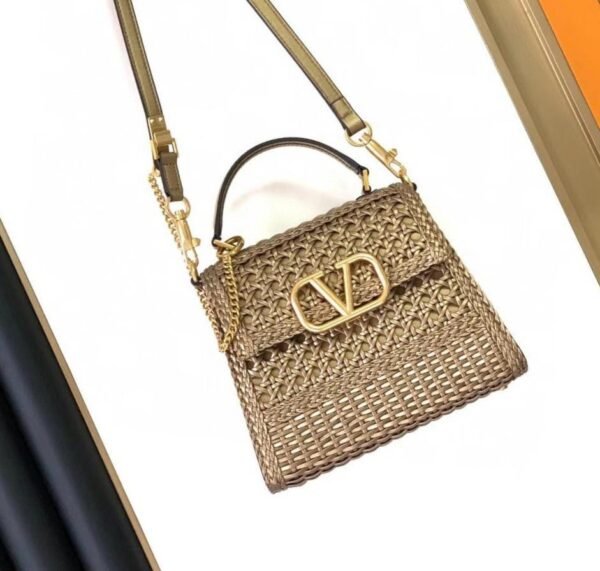 VALENTINO