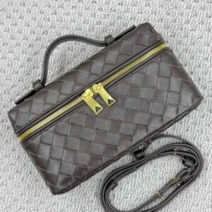 Buy Bottega Veneta Bang Bang Intrecciato Leather Vanity Case | Bags Dubai - Luxury Master Copy Dubai