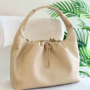 Buy Chanel Drawstring Bag 22 Soft Leather Gold Tone Metal |Bags Dubai - Luxury Master Copy Dubai