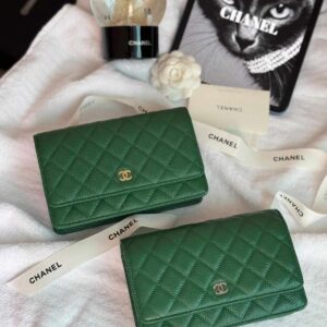 Chanel Classic Wallet On Chain Green Caviar Leather - Dubai Luxury Items