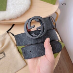 Gucci Interlocking GG Leather Belt